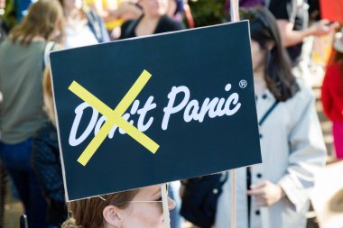 Londra'da iklim değişikliği protestocular