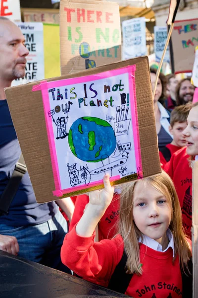 Manifestantes del cambio climático en Londres —  Fotos de Stock