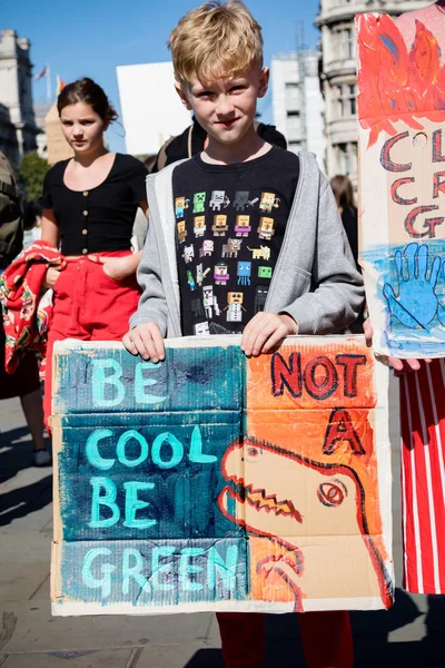 Manifestantes del cambio climático en Londres —  Fotos de Stock