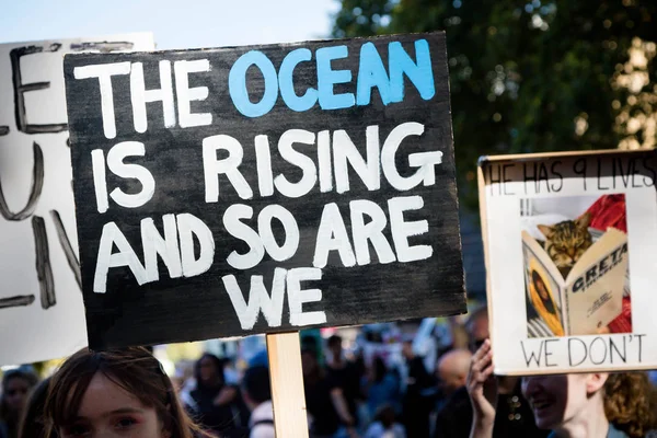 Éghajlat-változási tiltakozók Londonban — Stock Fotó