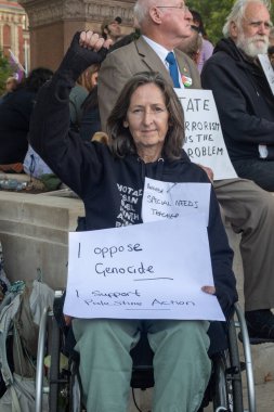 Londra, Birleşik Krallık, 6 Eylül 2025 - Parilament Meydanı 'ndaki Pro Filistin Protestocuları 