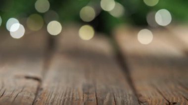Noel hediyeleri, arka plan, eski ahşap masa, bokeh çakmak
