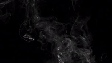 Farklı projeler için alfa kanalı Dry Ice Smoke Storm Atmosfer Sis Örtüsü (video Arkaplanı) ile Gerçekçi Duman Bulutları