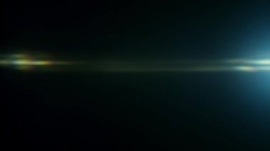 Sinema kamerasında yüksek kaliteli anamorfik mercek fişeği görüntüsü. 4K görüntülerini izole ettim. Işık sızıntısı mercek parlaması.