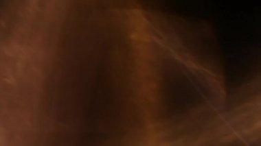 Lens parlamaları ve gerçek ışık doğal kaplama sızdırır.