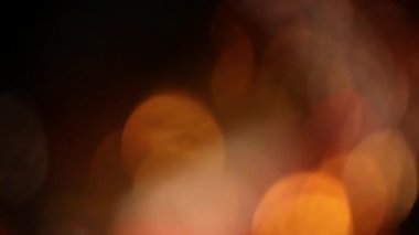 Lens parlamaları ve gerçek ışık doğal kaplama sızdırır.