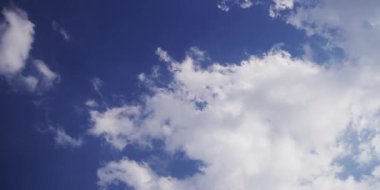 4K: Güzel Evrensel Bulut manzarası arka planı, zaman aşımı