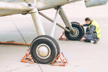 Havaalanı çalışanı destek