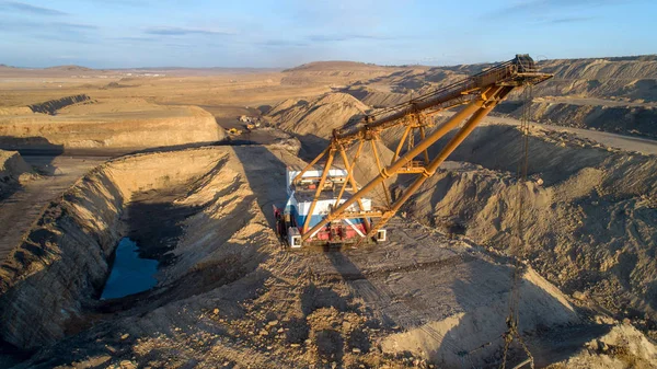 Minería de carbón a cielo abierto — Foto de Stock