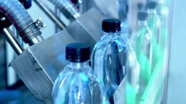 su fabrikası konveyör