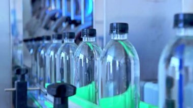 su fabrikası konveyör