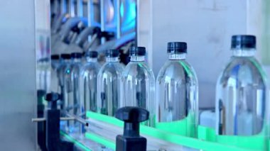 su fabrikası konveyör