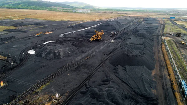 Estrazione di carbone dall'industria precedente — Foto Stock