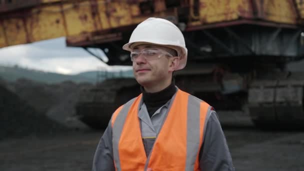 Kolgruva gruvarbetare gruvarbetaren — Stockvideo