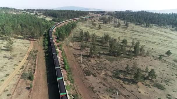 Train charbon expédition exportation livraison russie noir — Video