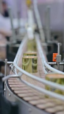 dikey video hattı fabrika endüstrisi üretimi