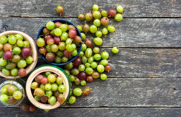 Fresh Gooseberries Clay Bowl — Stock Photo, Image