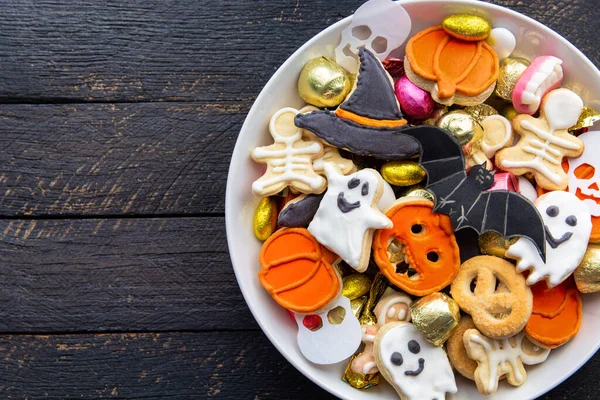 Halloween Jack Laterne Süßigkeitenschale Mit Kürbisbonbons Süßigkeiten Und Halloween Plätzchen — Stockfoto