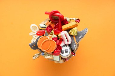 Cadılar Bayramı Jack o Fener şeker kasesi içinde şeker ve cadılar bayramı kurabiyeleri Hediye kartı