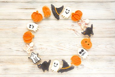 Cadılar Bayramı Jack o Fener şeker kasesi içinde şeker ve cadılar bayramı kurabiyeleri Hediye kartı