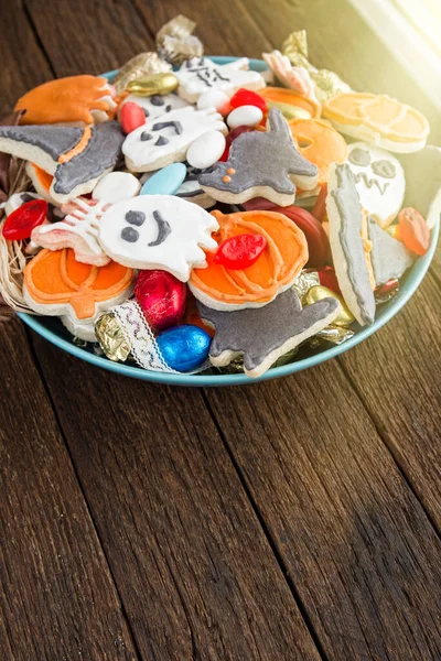 Halloween Jack Laterne Süßigkeitenschale Mit Süßigkeiten Und Halloween Plätzchen Trick — Stockfoto