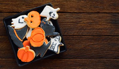 Cadılar Bayramı Jack o Fener şeker kasesi içinde şeker ve cadılar bayramı kurabiyeleri Hediye kartı