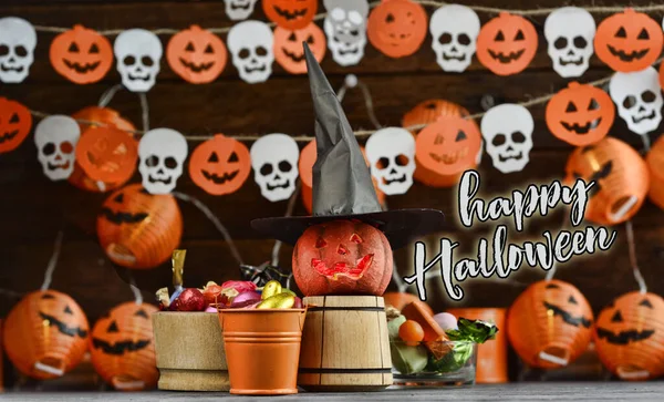 Halloween Jack Lámpás Tök Boszorkány Kalap Háttérben Egy Denevérkoszorú Egy — Stock Fotó