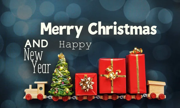 Trem Brinquedo Cheio Presentes Natal Ano Novo Feliz Natal Cartão — Fotografia de Stock