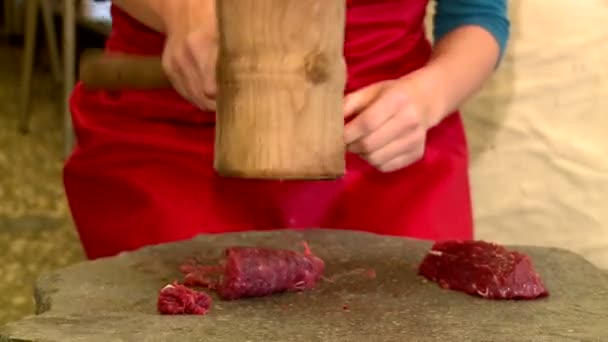 Peternakan Tukang Daging Memotong Daging Dan Memasak Daging Cincang Metode — Stok Video
