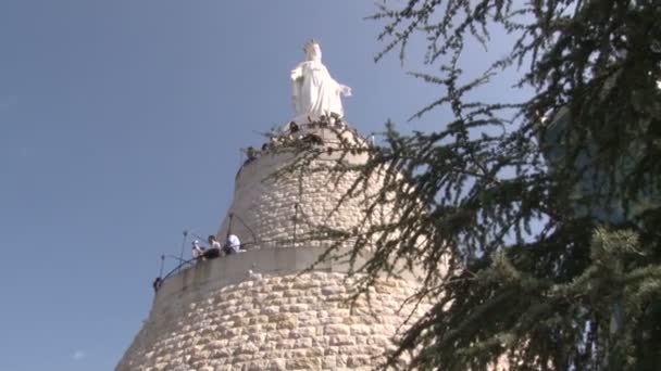 Marmorstatue Einer Frau Schrein Unserer Lieben Frau Vom Libanon Harissadaraoun — Stockvideo