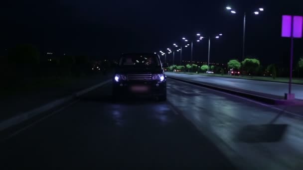 Carro Polícia Espelho Lateral Perseguindo Carro Estrada Perseguição Policial Carro — Vídeo de Stock