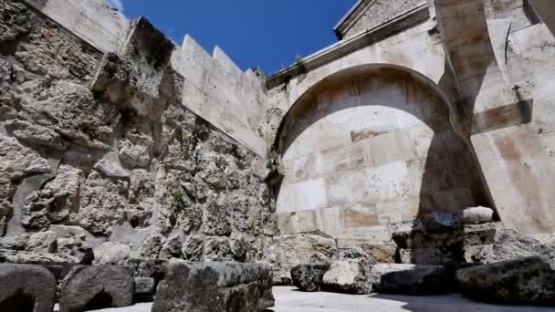 Ruïnes Van Een Oud Armeens Klooster Haghartsin Time Lapse — Stockvideo