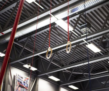 Bir Jimnastik Kulübü jimnastik ekipmanları 