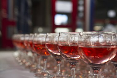 Faroe Adaları'ndaki bir düğün, düğün süslemeleri 