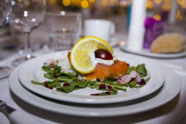 Faroe Adaları'ndaki bir düğün, düğün süslemeleri 