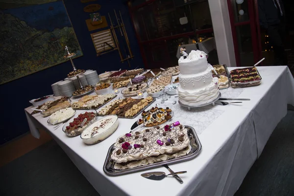 Faroe Adaları Ndaki Bir Düğün Düğün Pastaları — Stok fotoğraf