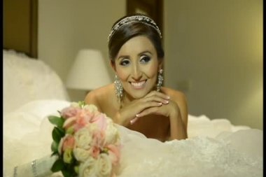 bir düğün için hazırlanıyor