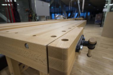 Faroe Adaları'nda bir üniversitede bir atölye 