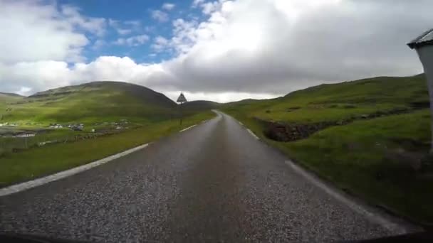 Cestování na venkově na Faerských ostrovech 