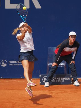 Nürnberg, Almanya - 23 Mayıs 2019: Kazach tenisçi Yulia Putintseva Euro 250.000 Wta Versicherungscup Turnuvası çeyrek final maçında Alman oyuncu Anna-Lena Friedsam karşı