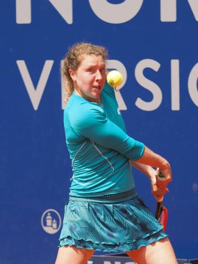 Nürnberg, Almanya - 23 Mayıs 2019: Alman tenisçi Anna-Lean Friedsam Euro 250.000 Wta Versicherungscup Turnuvası çeyrek final maçında Kazachstan'dan tenisçi Yulia Putintseva'ya karşı