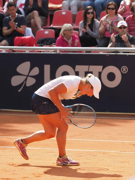 Nürnberg, Almanya - 23 Mayıs 2019: Kazach tenisçi Yulia Putintseva Euro 250.000 Wta Versicherungscup Turnuvası çeyrek final maçında Alman oyuncu Anna-Lena Friedsam'ı yendi