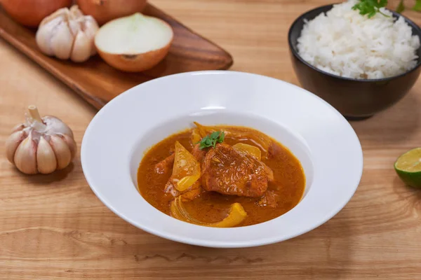 Hühnercurry Mit Gewürz Selektiver Fokus — Stockfoto