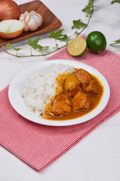 Lezzetli Baharatlı Tavuk Köri Hint Mutfaklarından Kızartma — Stok fotoğraf