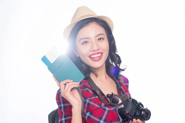 Γυναίκα Ταξίδια Νεαρή Όμορφη Γυναίκα Της Ασίας Ταξιδιώτη Κατέχουν Διαβατήριο — Φωτογραφία Αρχείου