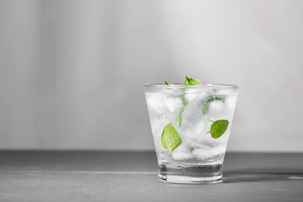 Mojito Cocktail Lime Mint Glass Grey Stone Background — Stock Photo, Image