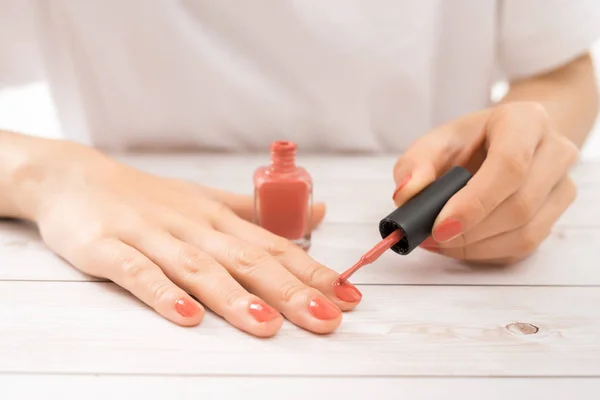 Woman Cover Her Nails Red Varnish — Stock Photo, Image