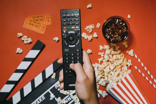 Konzept Des Ansehens Von Filmen Mit Popcorn Draufsicht Dunklen Hintergrund — Stockfoto