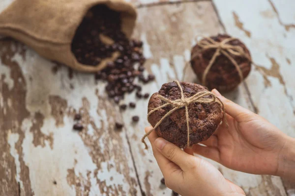 Delicioso Muffin Chocolate Casero Mesa Listo Para Comer —  Fotos de Stock