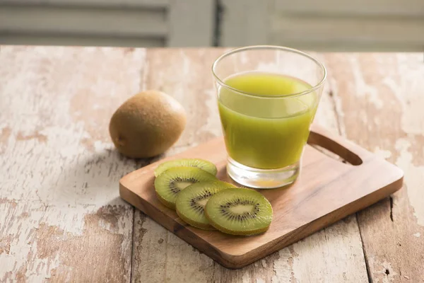 Healthy Fresh Kiwi Smoothie Glass Selective Focus Point — Stock Photo, Image